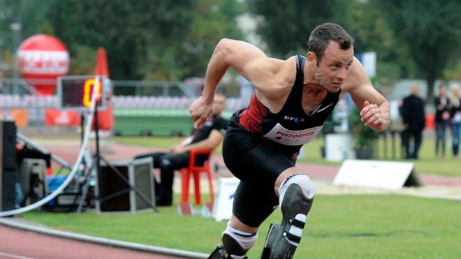 Adidas Grand Prix Pis_Pata.jpg